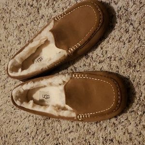 Ugg Ansley slippers